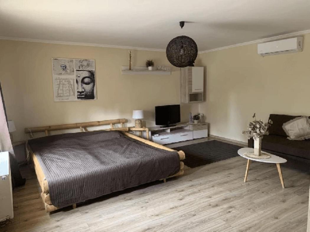 Öreg-Tó Panzió Soltvadkert Exterior foto
